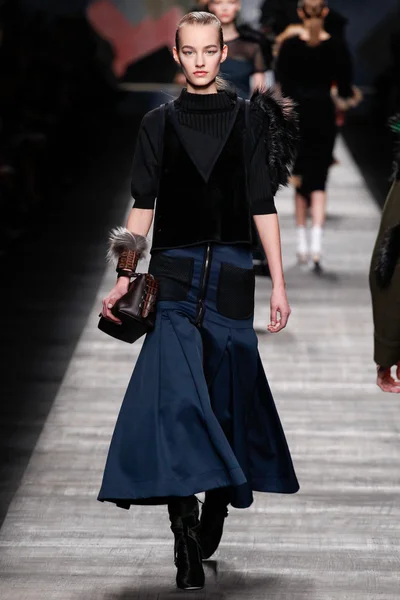 Look 6